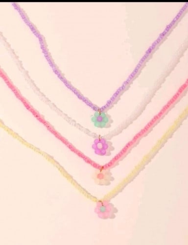 4 سلاسل ملونه وأنيقة