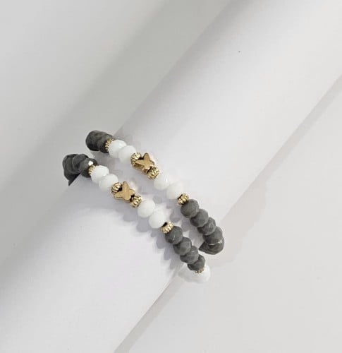 إسورتين رمادي وأبيض