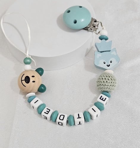 تعليقة لهايه خشب متوفره بعدة الوان واشكال