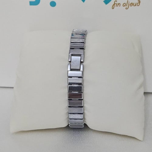 ساعة يد أولاد أنيقة – تصميم عملي للاستخدام اليومي