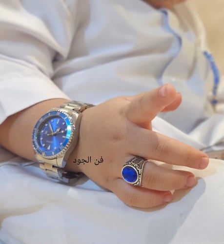 ساعة اولاد مع خاتم متوفر لونين ازرق واسود
