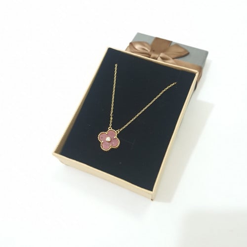 سلسال زهرة البرسيم وردي