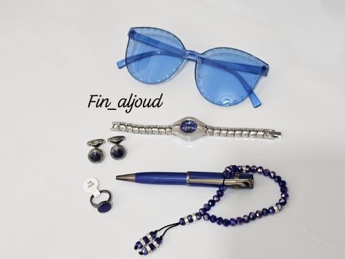 طقم أولاد انيق بلون ملكي ازرق وفضي