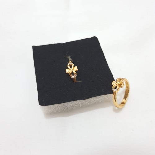 خاتم اطفال زركون مطلي ذهب