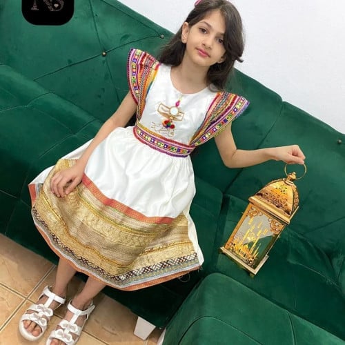 فستان بناتي ليوم التأسيس