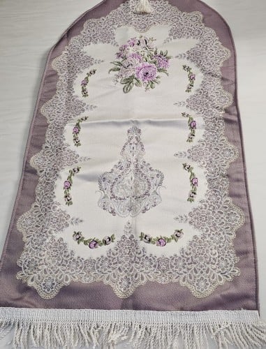 سجادة صلاة بناتي بتطريز أنيق