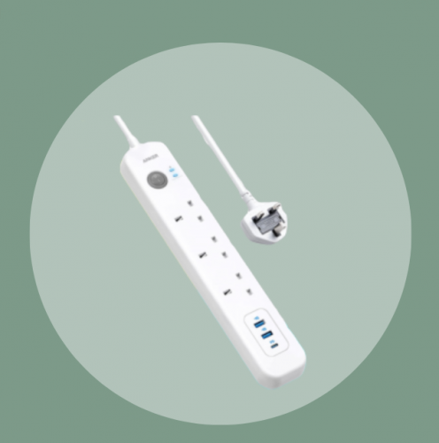 انكر باور توصيلة بـ 3 مخارج كهرباء ومخرجين USB ومخ...