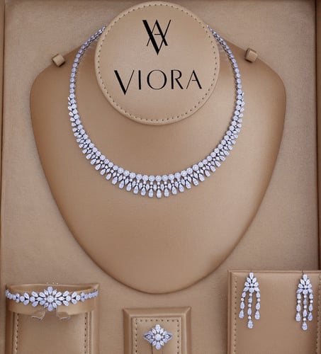 طقم زركون تصميم ألماس