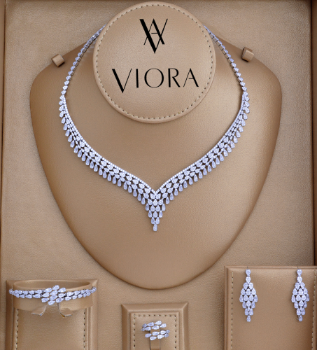 طقم زركون تصميم ألماس