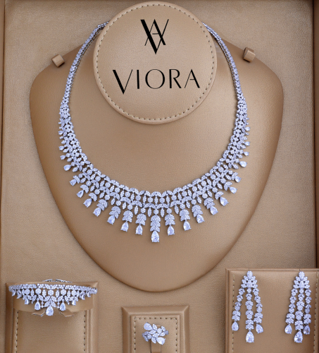 طقم زركون تصميم ألماس