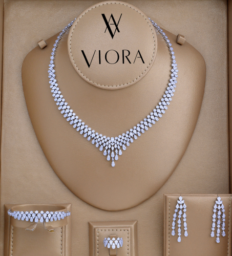 طقم زركون تصميم ألماس