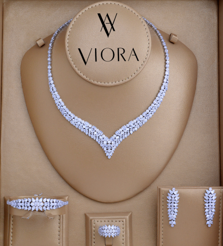 طقم زركون تصميم ألماس