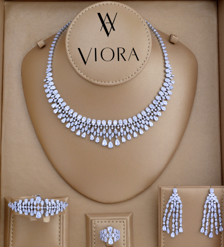 طقم زركون تصميم ألماس