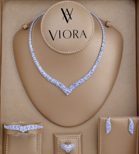 طقم زركون تصميم ألماس