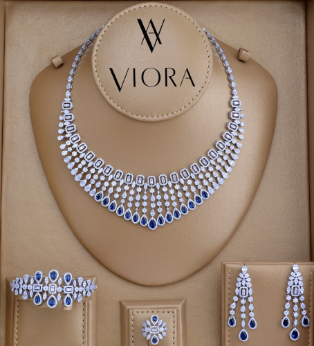 طقم ازرق تصميم ألماس