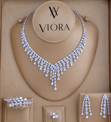 طقم زركون تصميم ألماس