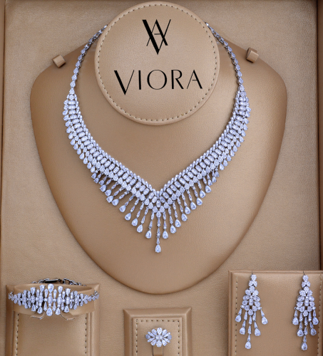 طقم زركون تصميم ألماس