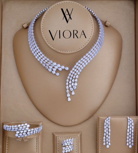 طقم زركون تصميم ألماس