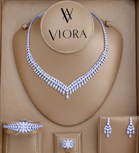 طقم زركون تصميم ألماس