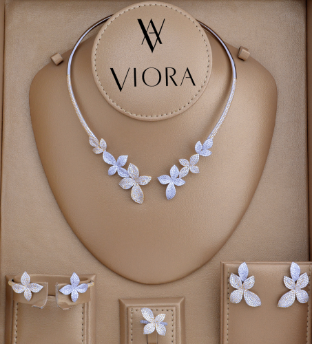 طقم زركون تصميم ألماس