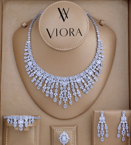 طقم زركون تصميم ألماس