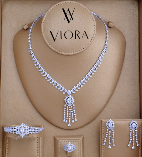 طقم زركون تصميم ألماس