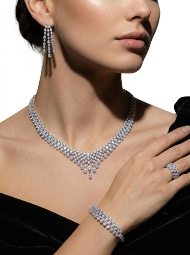 طقم زركون تصميم ألماس