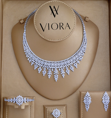 طقم زركون تصميم ألماس