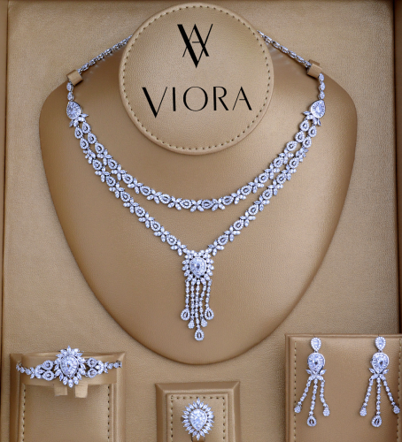 طقم زركون تصميم ألماس