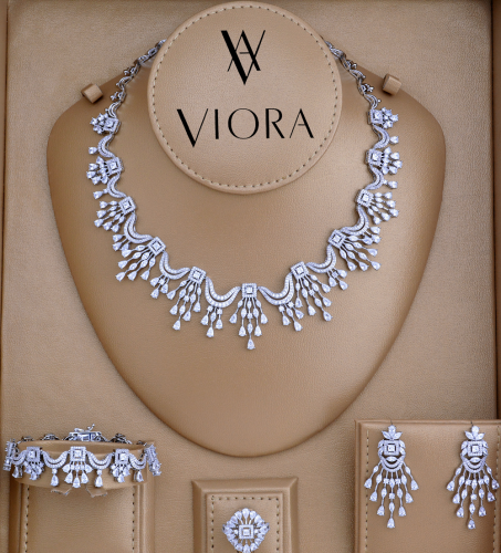 طقم زركون تصميم ألماس