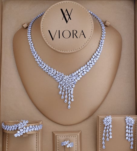 طقم زركون تصميم ألماس