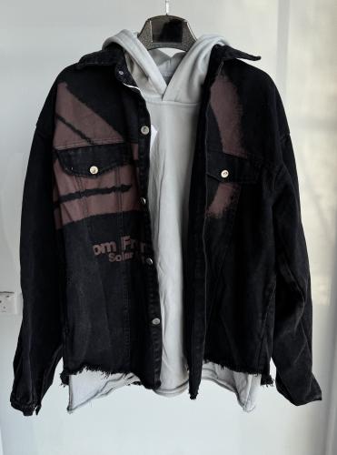 جكيت جنز مع بلوفر متصل