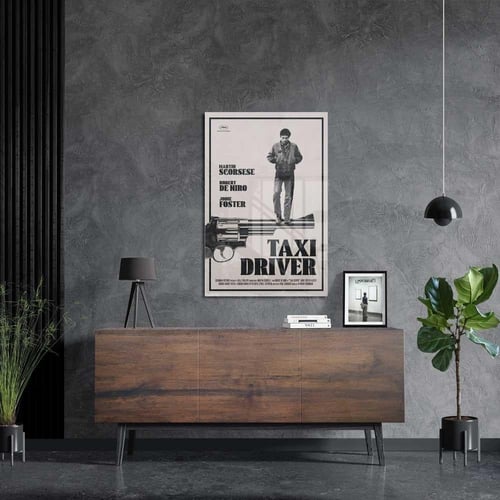 لوحة معدنية | بوستر Taxi Driver: ترافيس واقفًا على...