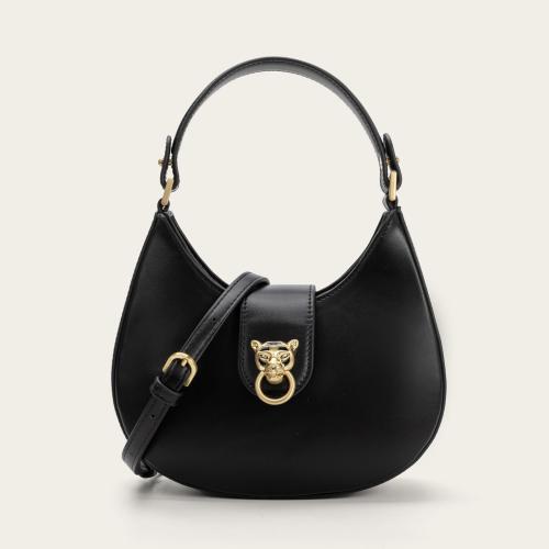 شنطة نسائية بمقاس متوسط بلون أسود