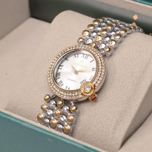 ساعة نسائية باللون الذهبي والفضي مزينة بفصوص الزرك...