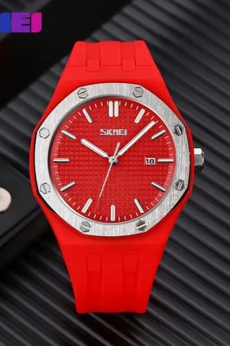 ساعة رجالية ربر شبيهة ادمارس بياجيه بلون احمر