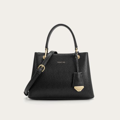 شنطة نسائية عملية بلون اسود