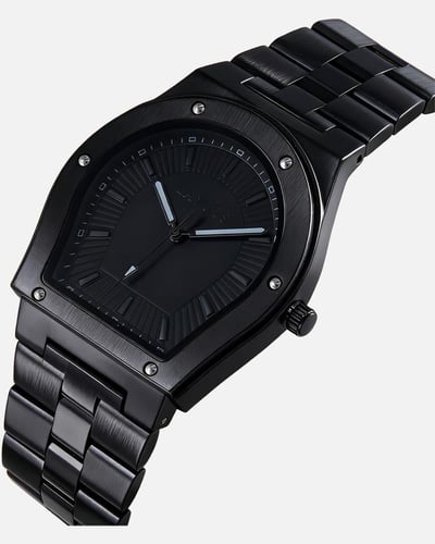 ساعة العز الرجالية بلون أسود