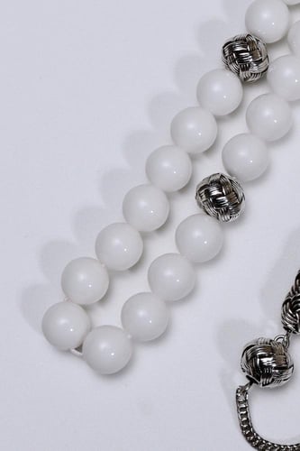 مسباح بكلايت أبيض