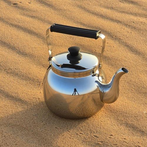 ابريق شبيه ابو لغبوب صناعه اندونسيه