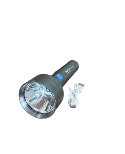 كشاف فلاش طويل المدى