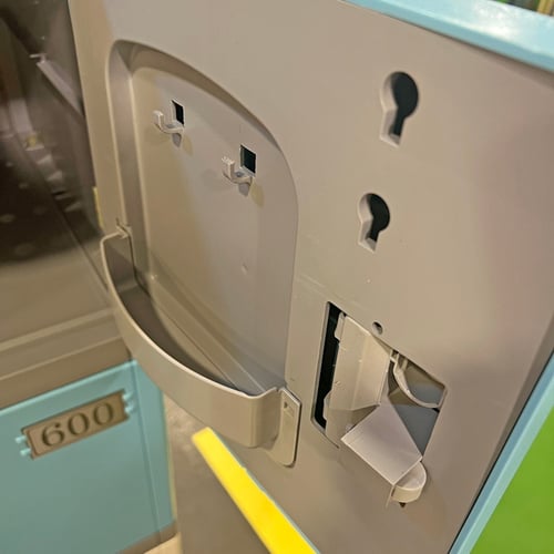 خزائن بلاستيكية ، 9 فتحات - لوكر