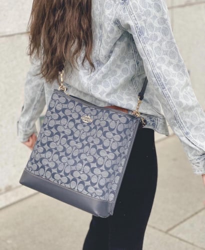 شنطة كوتش جينز