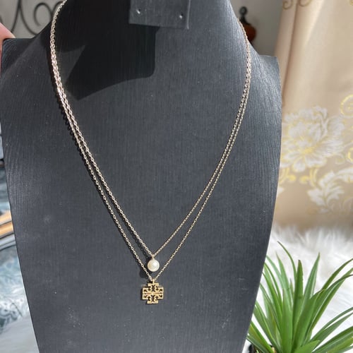 عقد توري بورش دبل لوقو مع لولو