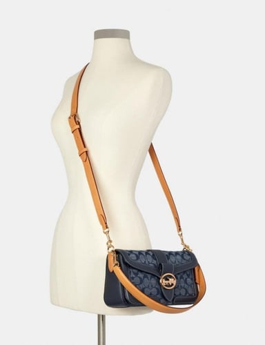 حقيبة كتف كوتش