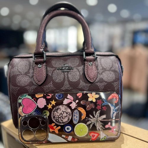 شنطه كوتش عنابي ميني روان بوكس هدايا كوتش