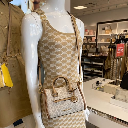 ميني مايكل كورس Michael kors mini bag