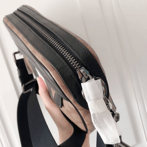 كروس بدي شنطه رجالي من كوتش