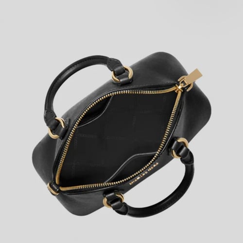 حقيبة كروس فيرونيكا جلدية صغيرةبشعار ماركة مايكل ك...