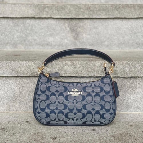 شنطه كوتش كتف جينز